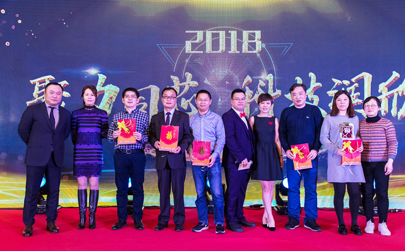 1520212830982378.jpg 十年_副本.jpg